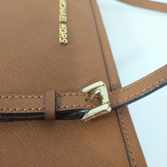 Michael Kors tan ,camel safiano leather tote bag - Picture 11 of 12